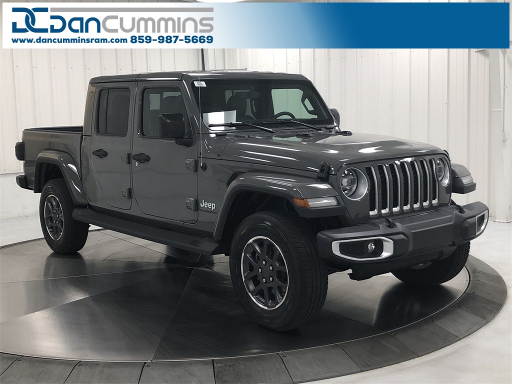 New 2020 Jeep Gladiator Overland 4x4