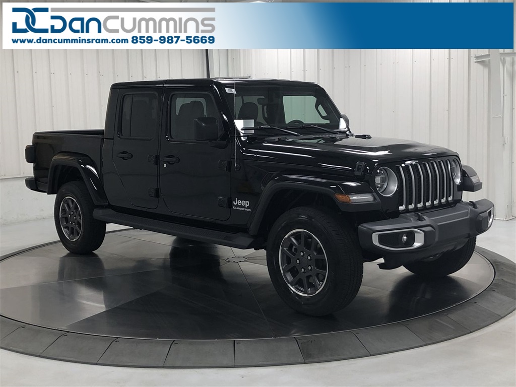 New 2020 Jeep Gladiator Overland 4x4